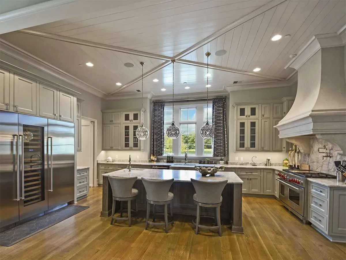 Dubray Manor — Ken Garland Custom Homes