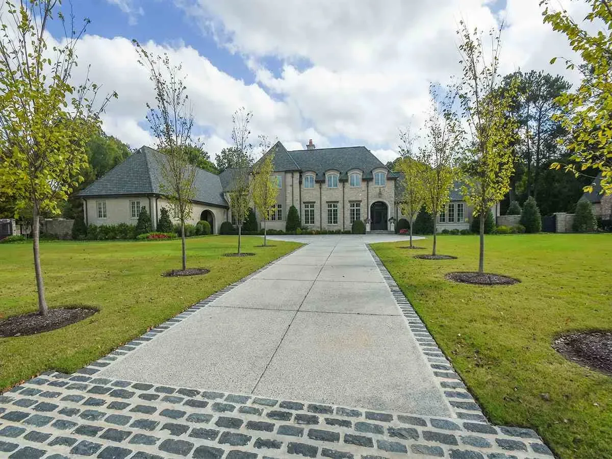 Dubray Manor — Ken Garland Custom Homes