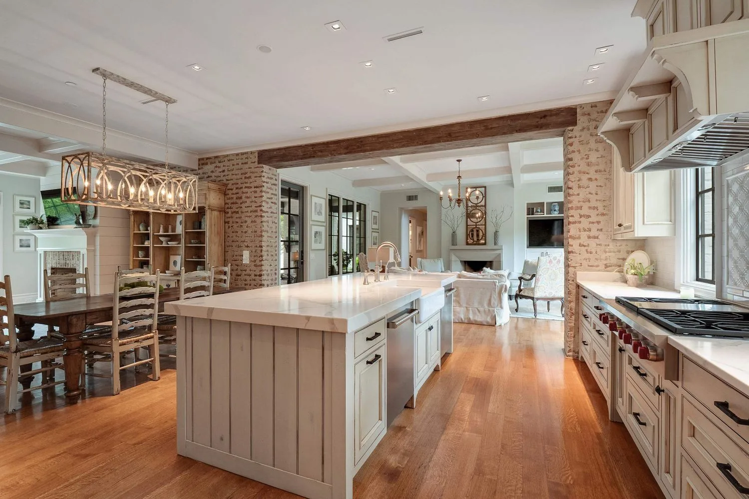 The Pinnacle: Pinnacle5 — Ken Garland Custom Homes