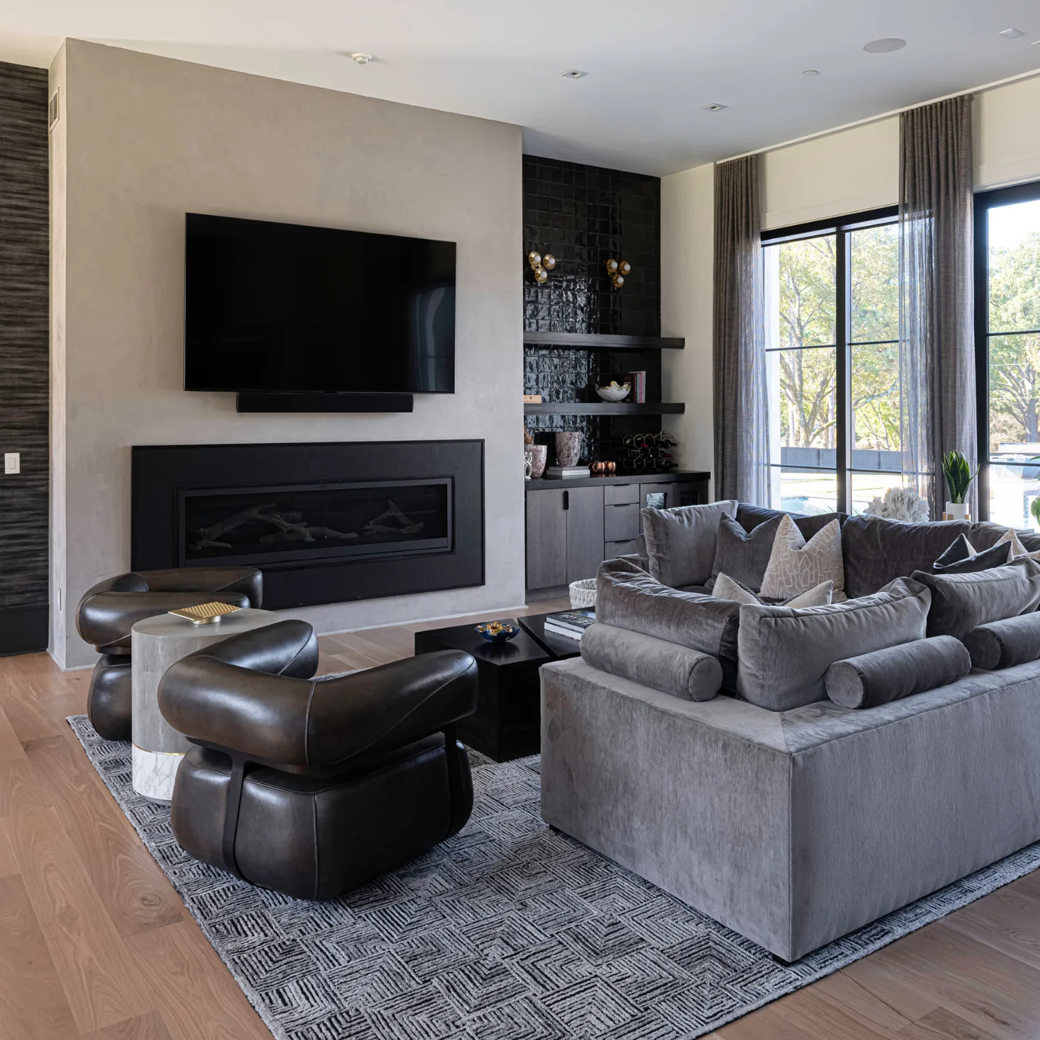 Johnson Road: Johnson Rd Family Room Fireplace — Ken Garland Custom Homes
