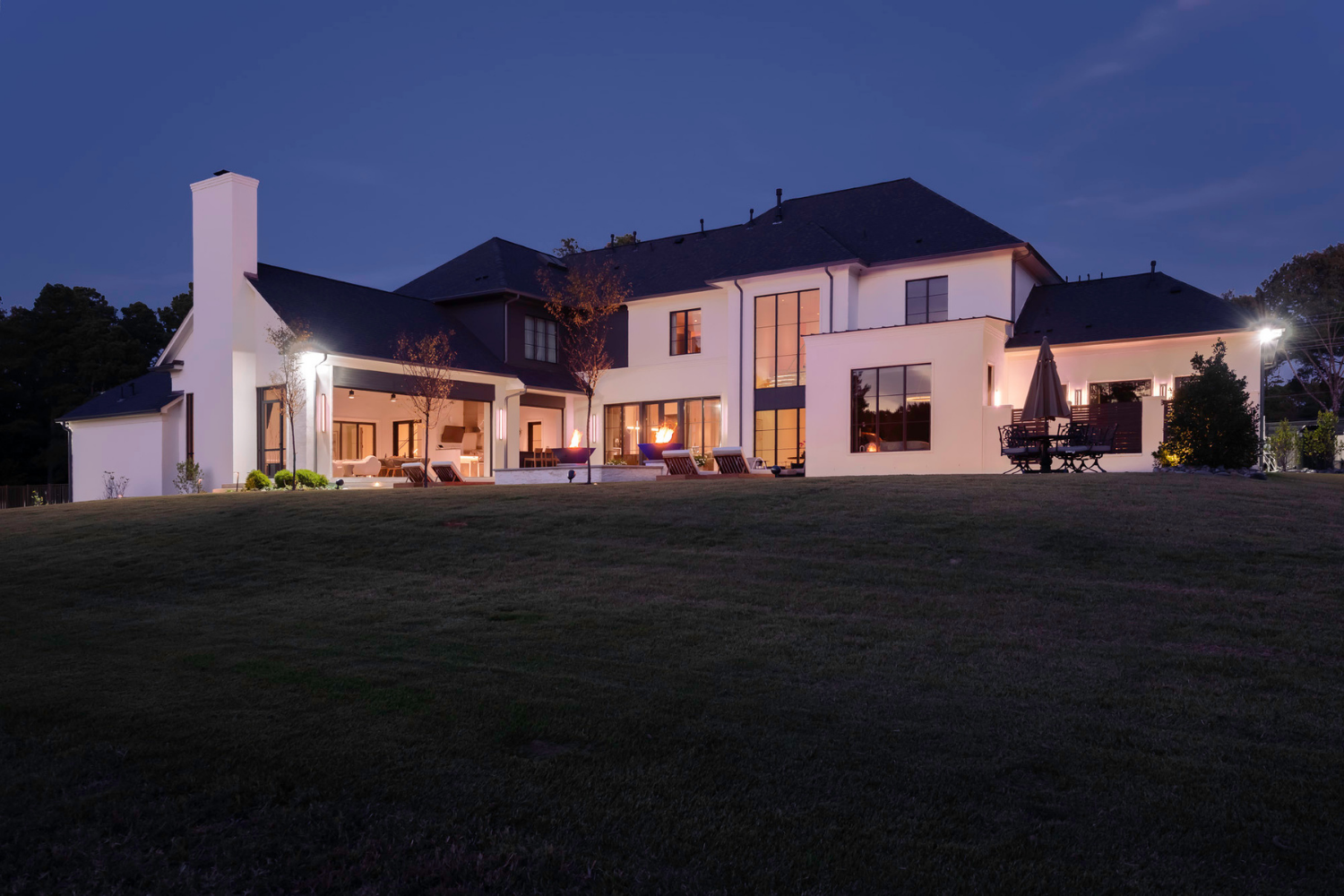 Ken Garland Homes – Johnson Rd – Backyard – Night